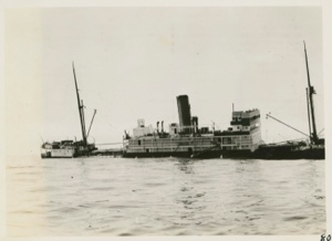 Image: Bay Rupert, H.B.C. boat wrecked on Clinker Rock